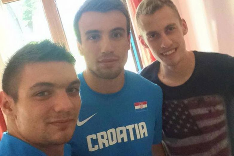 Mateo prvi, Zvone četvrti na Balkanu